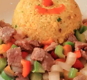 Hình ảnh Cơm bò lúc lắc