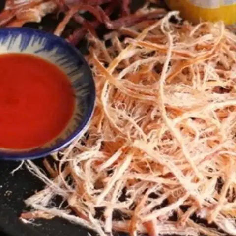 Hình ảnh Chung Đức Quán - Trần Quý Cáp