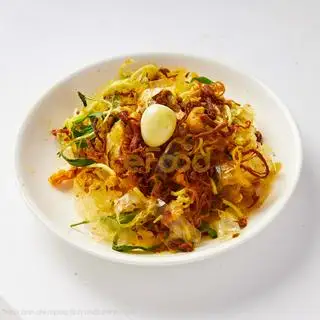 Bánh tráng trộn tỏi sate - 25.000 ₫ tại Bánh Tráng Cuốn Trộn Dì Hồng - Đường số 11