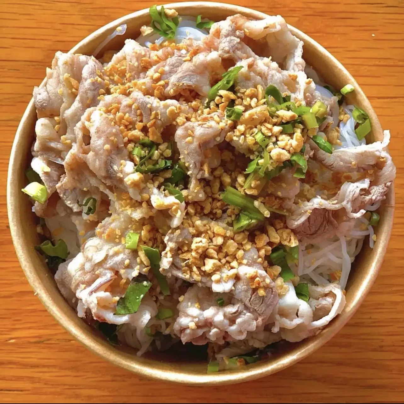 Hình ảnh Mì Thái bò tái