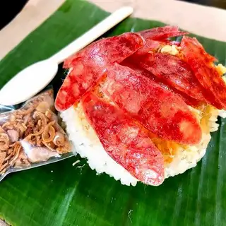 Xôi trắng - ruốc bắc - lạp xưởng - 43.000 ₫ tại Xôi Làng Nghề - Xôi Xéo & Chè Hà Nội - Nguyễn Thị Minh Khai