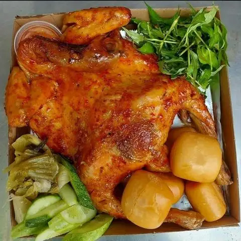 Hình ảnh Gà Nướng Lu - Linh Trung
