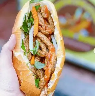 Hình ảnh Bánh mì chả cá