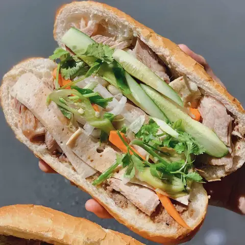 Bánh Mì Lương Phan 26 -  Đường Số 10 - Bánh Mì/Xôi gần bạn