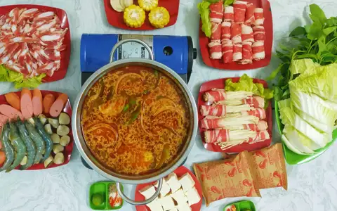 Hình ảnh Lẩu Thái Tomyum 5 Cộng - Hồ Tùng Mậu