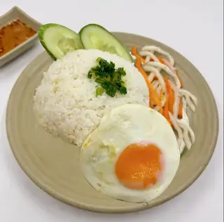 Hình ảnh Cơm tấm ốp la