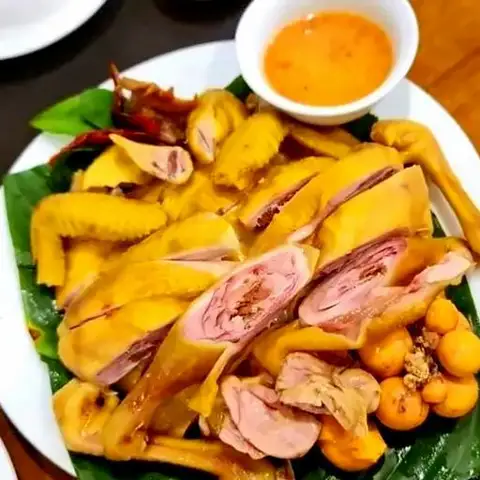 Hình ảnh A.L Food - Gà ủ muối hoa tiêu - Kha Vạn Cân