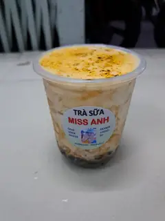 Hình ảnh Sữa tươi trân châu đường đen kem trứng khè