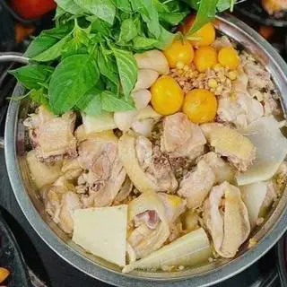 Hình ảnh Lẩu gà lá é Đà Lạt - 4 người