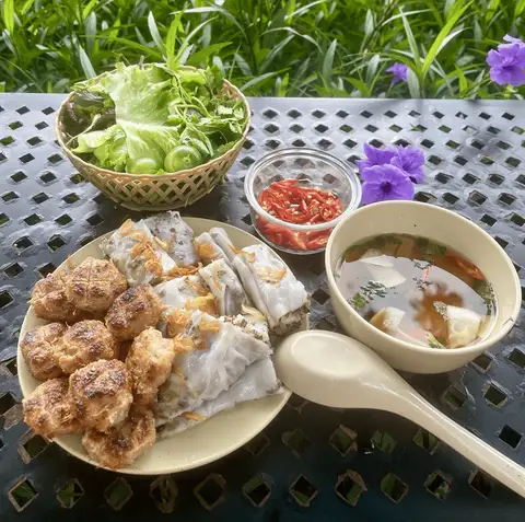 Hình ảnh Bếp Bà Hoa - Bánh Cuốn & Bún Chả Gia Truyền - Khu A Gelimxico