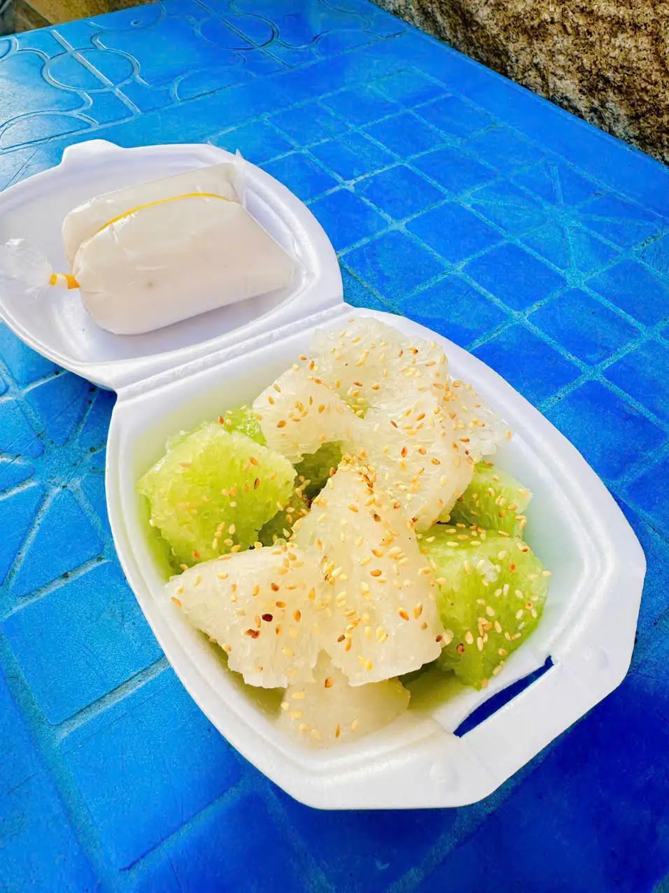 Bánh bò - 22.000 ₫ tại Chuối Nếp Nướng - Tân Mỹ