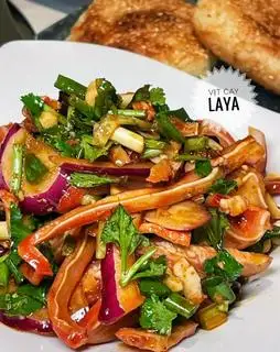 Tai heo trộn cay Tứ Xuyên - 100.000 ₫ tại Vịt Cay Laya - Cô Bắc