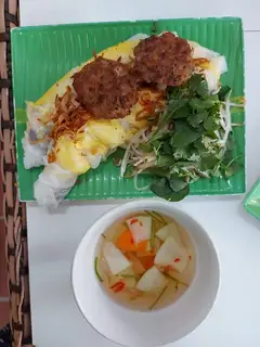 Hình ảnh Bánh cuốn trứng nhân nấm thịt