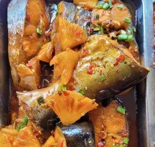 Cơm cá hú kho thơm - 55.000 ₫ tại Cơm Tấm Như Ý - Nguyễn Văn Thương