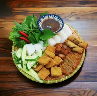 Bún đậu chả cốm - 55.000 ₫ tại Minh Tâm Món Ngon Hà Nội - Đào Duy Anh