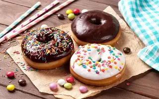 Bánh donut - 25.000 ₫ tại Simple Cake - Ung Văn Khiêm