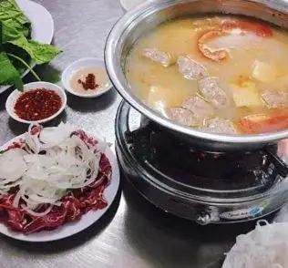 Thịt nhúng mẻ - 155.000 ₫ tại Bò Tơ Rau Rừng Đổi Gió Quán - Tân Mỹ