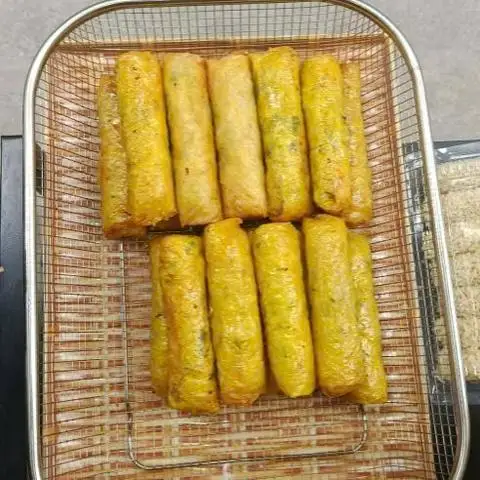 Hình ảnh Nem Rán Chị San - Nem Rán Truyền Thống - Mậu Lương