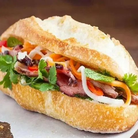 Xôi & Bánh Mì - Lý Thái Tổ - Bánh Mì/Xôi gần bạn