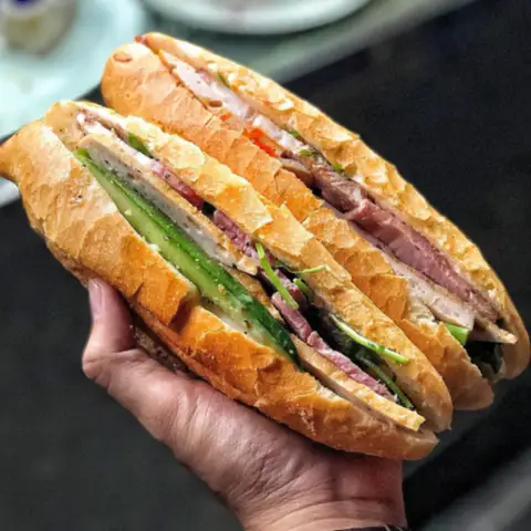 Bánh Mì Mộc Chay - Hồ Tùng Mậu - Bánh Mì/Xôi gần bạn