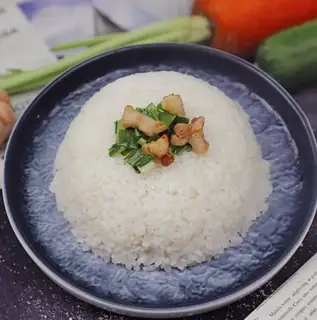 Cơm thêm - 10.000 ₫ tại Cơm Tấm Đêm - Nguyễn Xí