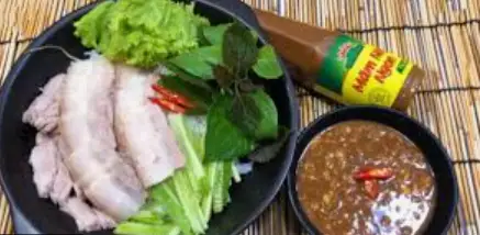 Hình ảnh Bún mắm nêm thịt luộc