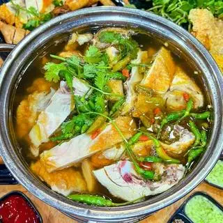 Lẩu gà tiềm ớt hiểm vừa - 269.000 ₫ tại Tiệm Lẩu Gà Lá É Phú Yên - Cách Mạng Tháng 8