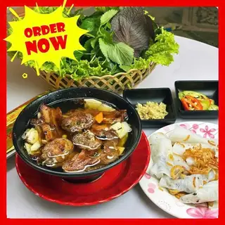 Bánh cuốn thịt nướng - 65.000 ₫ tại Bún Chả Hà Nội Sen Vàng - Hồng Hà