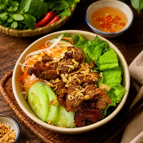 Hình ảnh Bếp Cô Ắn - Bún Trộn & Mỳ Trộn - Hoà Bình 4