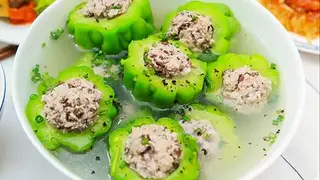 Canh khổ qua dồn thịt - 20.000 ₫ tại Thanh Mai - Cơm Tấm & Cơm Văn Phòng - Phan Huy Ích