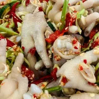 Hình ảnh Chân gà ngâm sả tắc