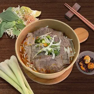 Bún bò Huế Nạm - 60.000 ₫ tại Bún Bò O Hương - Phan Văn Trị