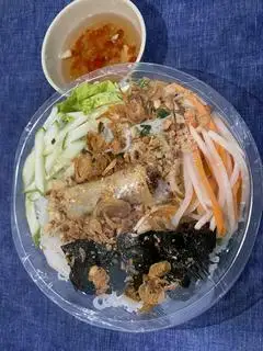 Bún chả giò lá lốt chay - 30.000 ₫ tại Quán Cơm Chay Diệu Thiện - Mã Lò