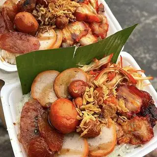 Xôi xá xíu - 35.000 ₫ tại Xôi Phương Anh - Xôi Gà, Xá Xíu & Thập Cẩm - Nguyễn Hậu