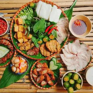Bún đậu tá lả 3-4 người - 215.000 ₫ tại Bún Đậu Mẹt - Trần Đình Xu