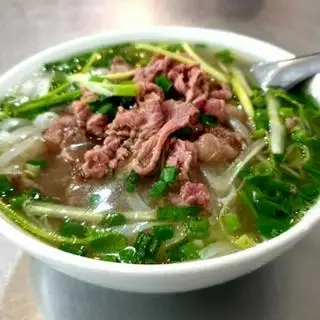 Hình ảnh Phở bò tái lăn