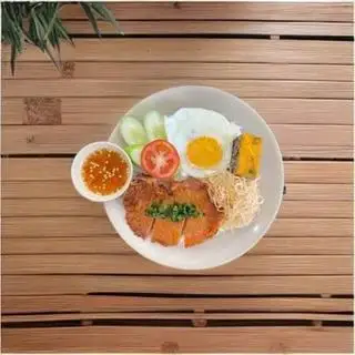 Hình ảnh Cơm sườn bì chả trứng