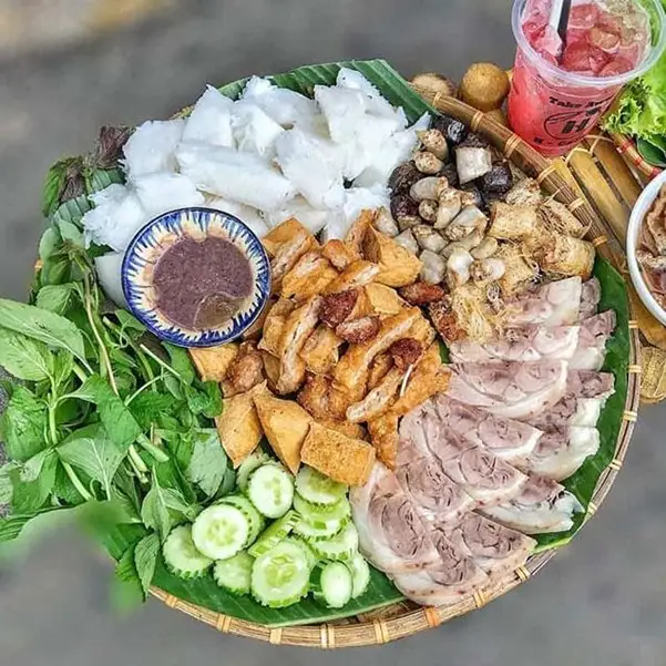 Bún đậu thập cẩm 3 người ăn - 225.678 ₫ tại Bún Đậu Mắm Tôm Đệ Nhất Quán - Quốc Lộ 13