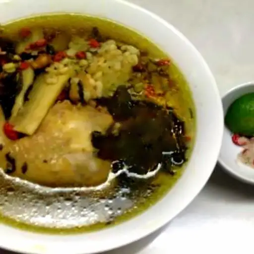 Hình ảnh Mì đùi gà - trứng lộn tần ngải cứu thuốc Bắc