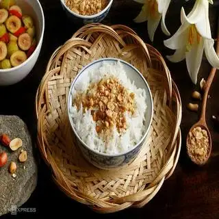 Hình ảnh Xôi trắng muối vừng