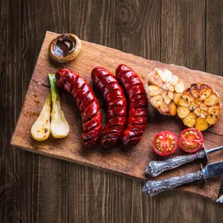 Smoked german sausages with grilled veggies - 232.050 ₫ tại Downtown Steakhouse - Nguyễn Huệ