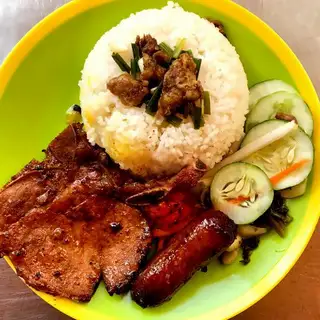 Cơm tấm sườn lạp xưởng - 92.000 ₫ tại Cơm Tấm Tài - Ung Văn Khiêm