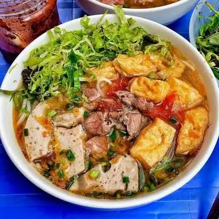 Hình ảnh Bún riêu bò giò