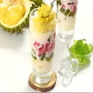 Chè Thái - 30.000 ₫ tại Quán Chè Moon - Xuân Diệu