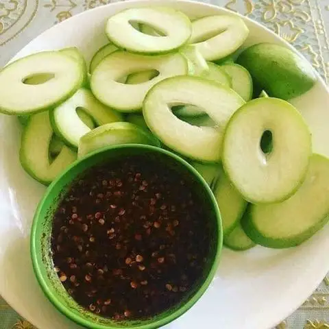 Hình ảnh Oanh Chi - Hoa Quả Cắt Sẵn, Nước Ép Hoa Quả Tươi & Set Xoài Bao Tử - Định Công
