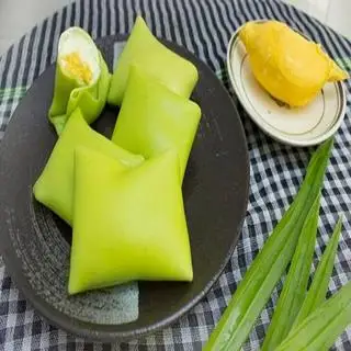 Crepe sầu riêng - 64.000 ₫ tại Bánh Kem Như Ý - Trần Bình Trọng