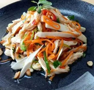 Gỏi củ hủ dừa chay - 66.000 ₫ tại Lẩu Chay Tịnh Ý - Bùi Đình Tuý