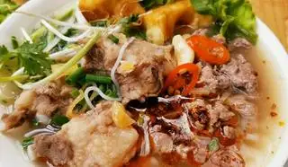 Hình ảnh Bún sườn sụn bò