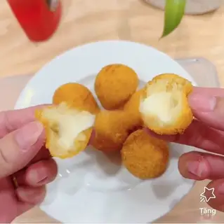 Hình ảnh 6 viên khoai tây nhân phomai loại ngon
