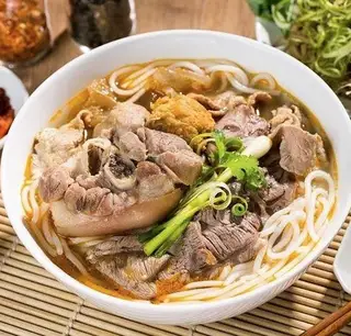 Bún bò đặc biệt - 67.000 ₫ tại Bún Bò Cô Tư - Tái Thiết